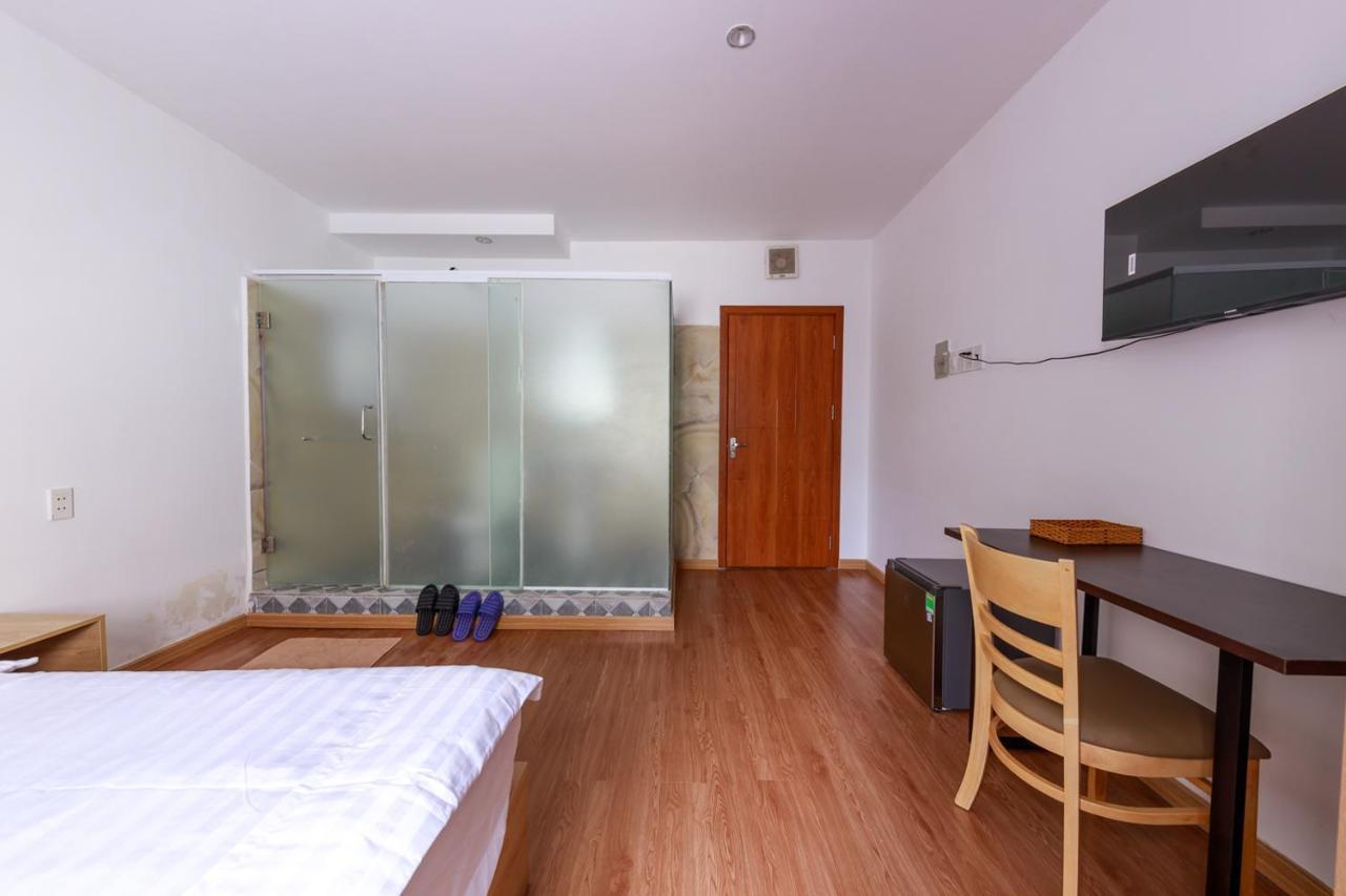 Venus Hotel & Massage - Bui Vien Walking Street Ho Chi Minh City Exterior photo