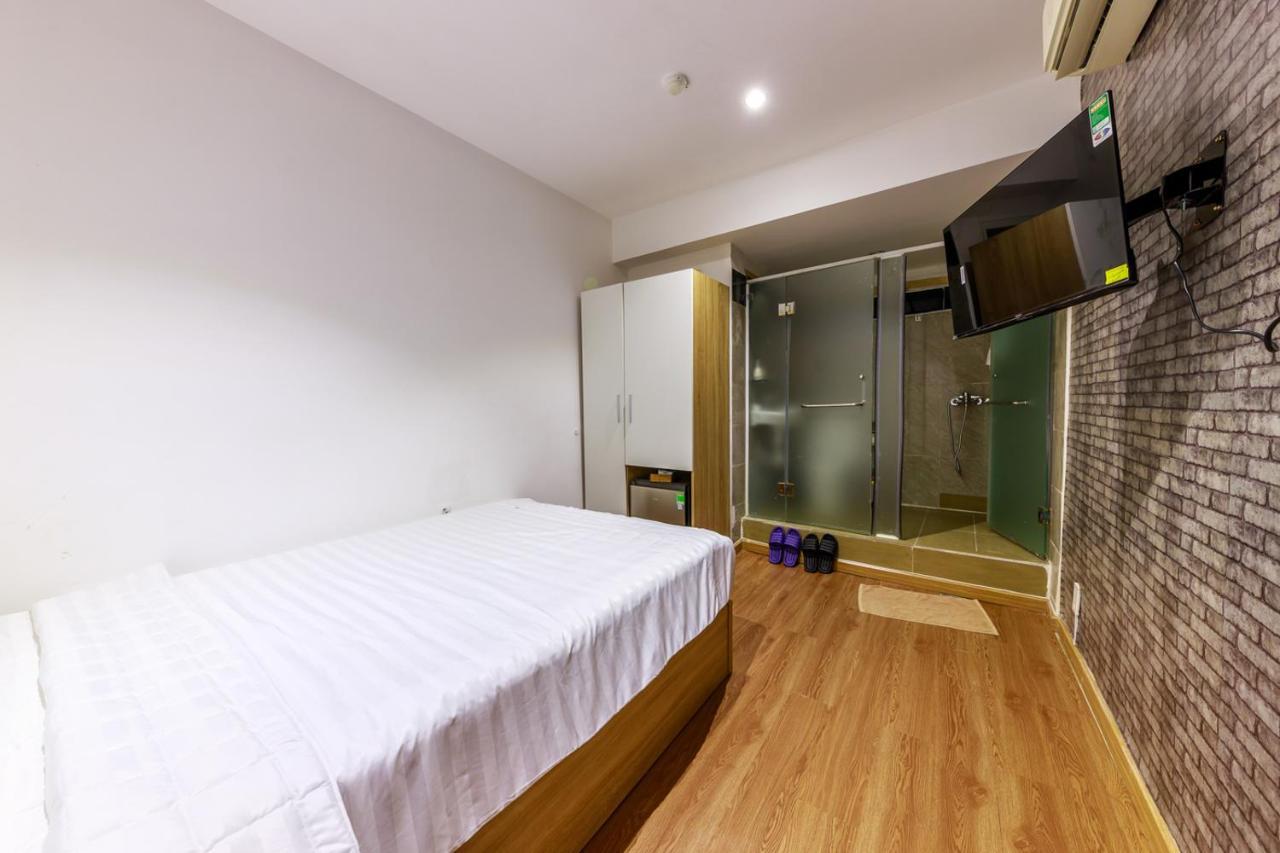 Venus Hotel & Massage - Bui Vien Walking Street Ho Chi Minh City Exterior photo