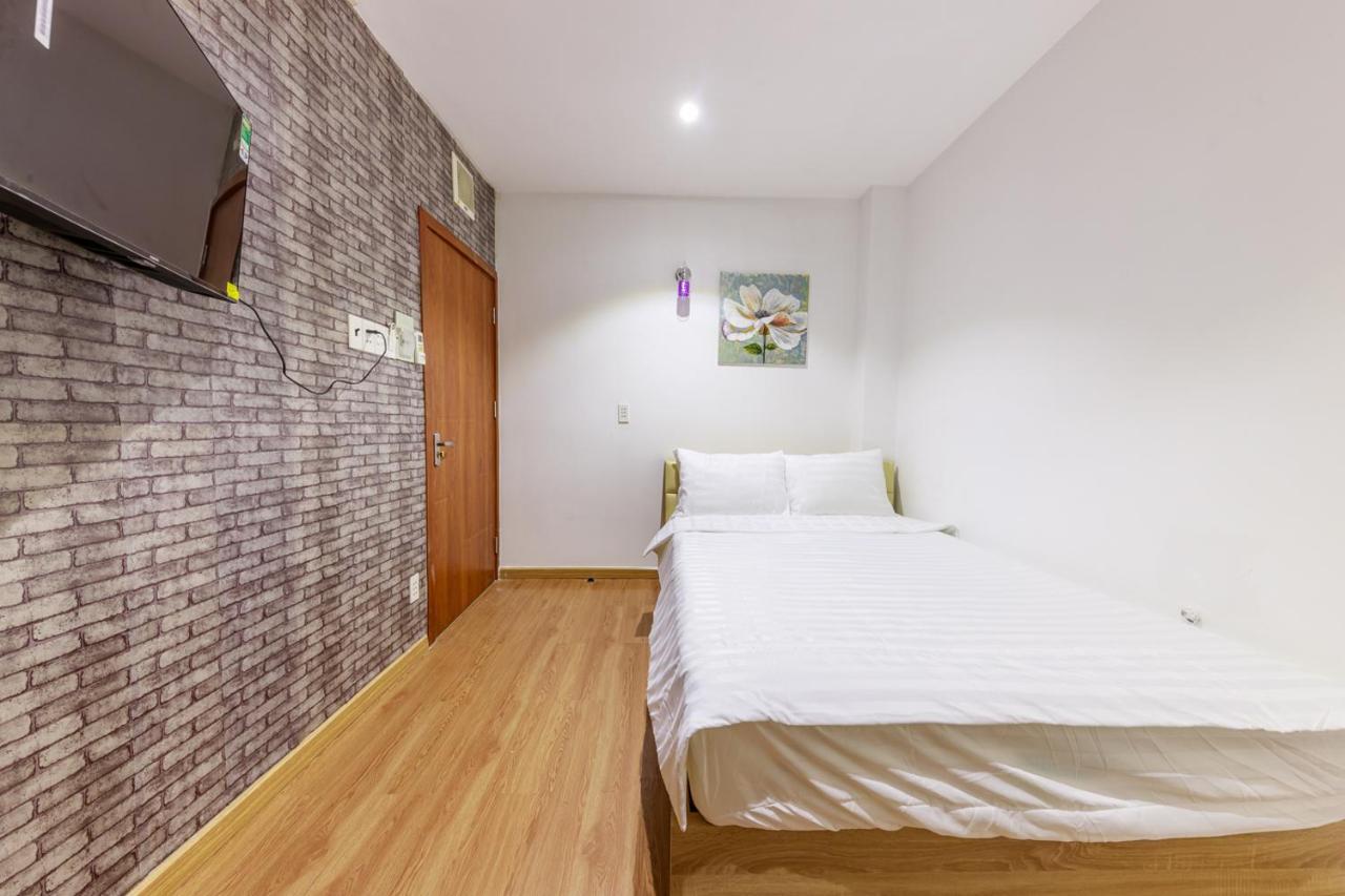 Venus Hotel & Massage - Bui Vien Walking Street Ho Chi Minh City Exterior photo